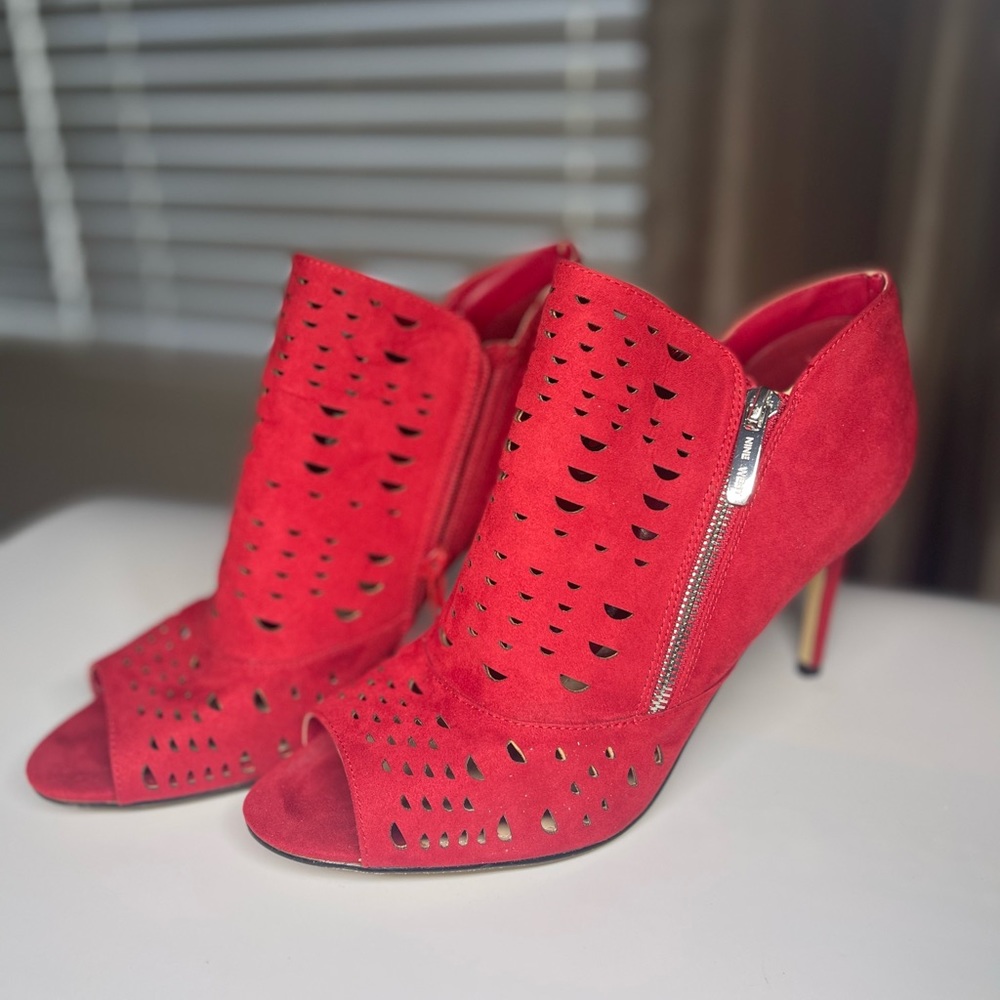 Red suede like Nine West heels. Size 11M.